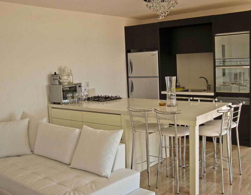 Geula Suites By Raphael Hotels 텔아비브 객실 사진