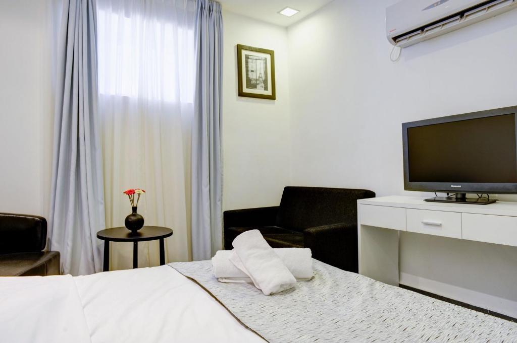 Geula Suites By Raphael Hotels 텔아비브 객실 사진