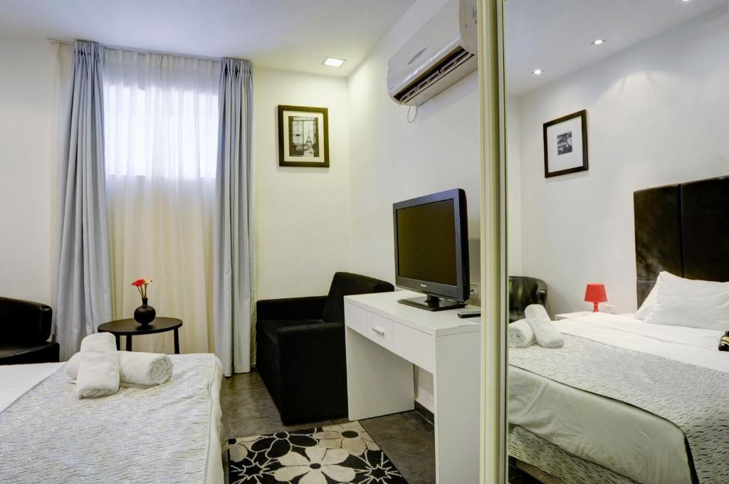 Geula Suites By Raphael Hotels 텔아비브 객실 사진
